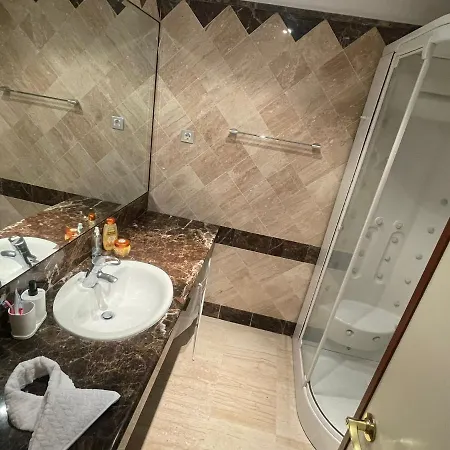 En La Zona Puerto Banus 