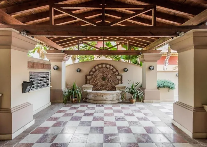 En La Zona Puerto Banus 